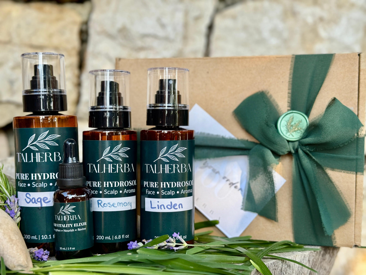 مستلزمات أساسية له